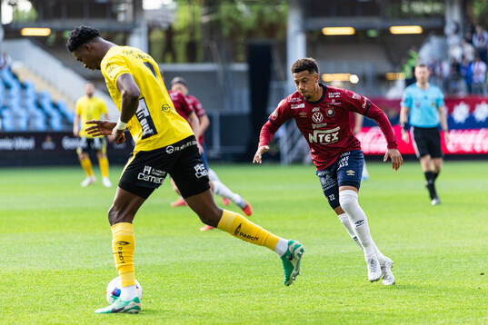 Elfsborgs Rufai Mohammed och Örgrytes Tobias Sana