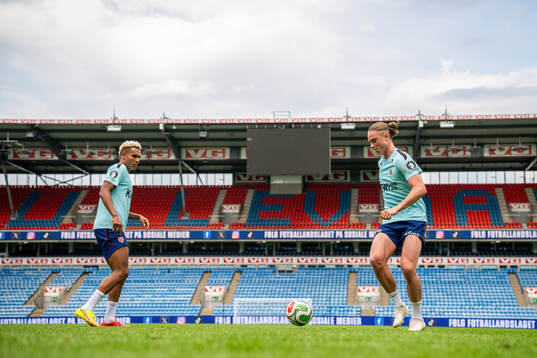 Antonio Nusa and Thelo Aasgaard of the Norwegian national