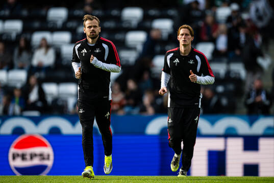 Iver Fossum of Rosenborg warms up