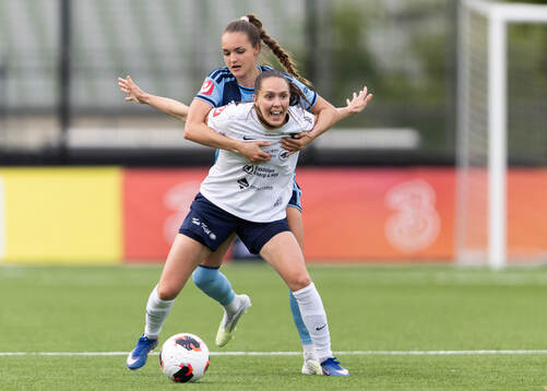 Djurgårdens Selma Larsen Svendsen och Eskilstuna United