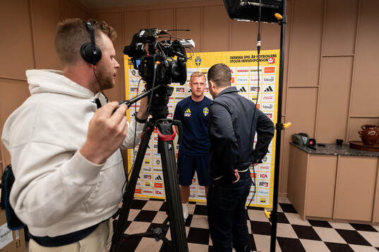 Goalkeeper coach Linus Kandolin of the Swedish national