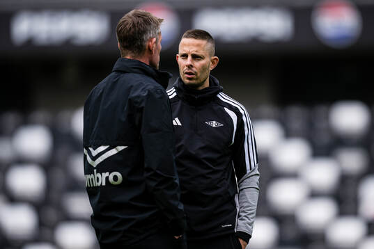 Head coach Andre Bergdølmo of LSK Kvinner and head coach