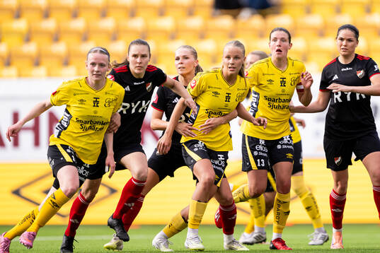 Elfsborgs Leann Nyström, Mollie Josefsson och Tove Lorén