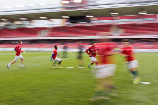 Norrbys spelare värmer upp