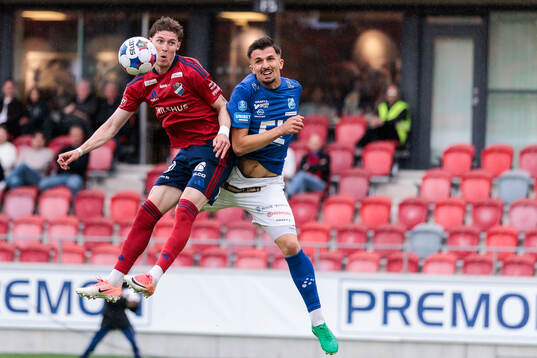 Östers Samuel Burakowsky och Norrbys Aldin Nedzibovic