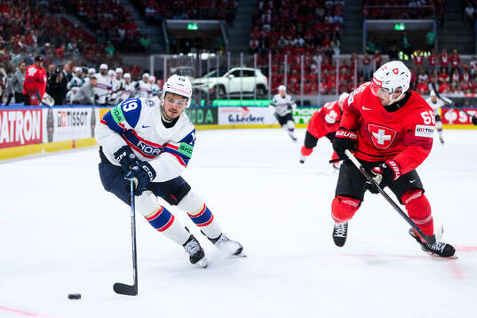 Håvard Østrem Salsten of Norway and Tim Berni of