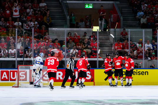 Robert Thomas of Canada celebrates