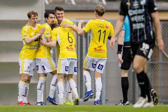 Falkenbergs Albin Andersson jublar