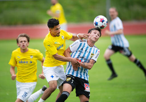 IFK Hässleholms Viggo Sigfridsson i matchen i division 3