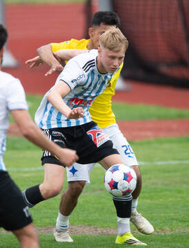 IFK Hässleholms Axel Nilsson i matchen i division 3 mellan