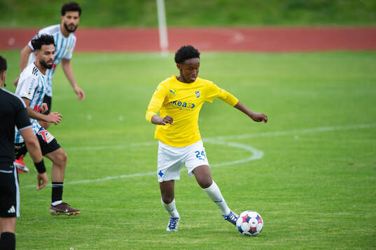 IFK Malmös Sakariya Adan i matchen i division 3 mellan IFK