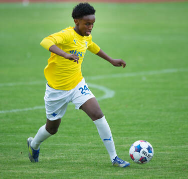 IFK Malmös Sakariya Adan i matchen i division 3 mellan IFK
