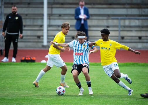 IFK Hässleholms Gustaf Winroth i matchen i division 3