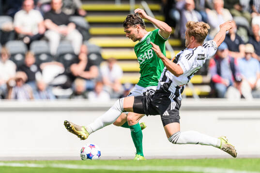 Brages Pontus Jonsson och Landskronas Tobias Karlsson