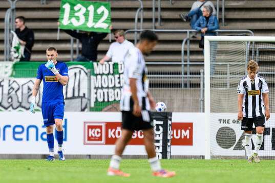 Landskronas målvakt Marcus Pettersson deppar