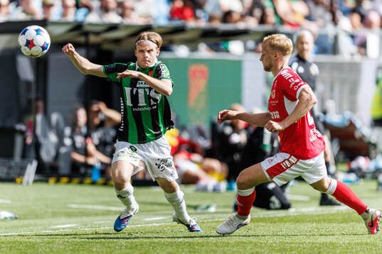 GAISs Oscar Pettersson och Kalmars Victor Larsson