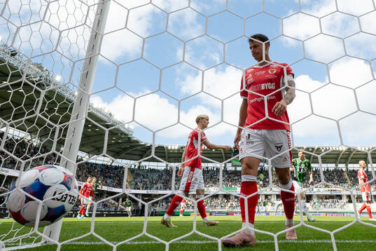 Kalmars Melker Hallberg deppar