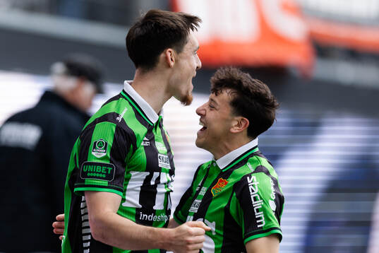 GAIS Samuel Salter jublar ihop med Matteo De Brienne
