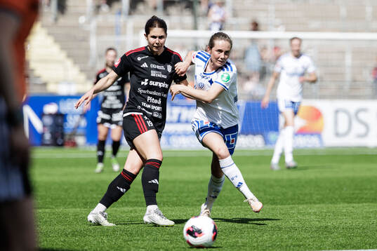 Piteås Julia Olsson och IFK Norrköpings Matilda Kristell
