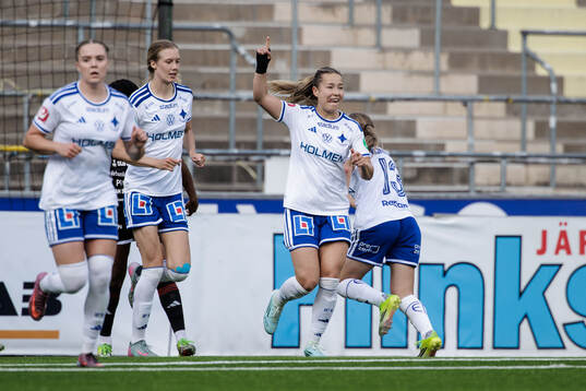 IFK Norrköpings Emma Engström jublar