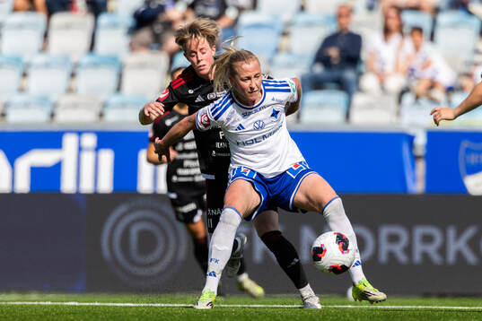 Piteås Cecilia Edlund och IFK Norrköpings Julia Karlernäs