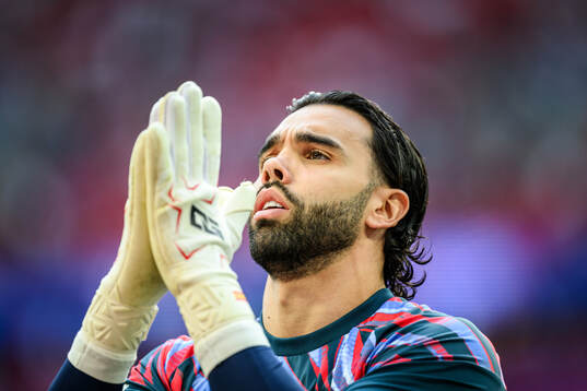 Goalkeeper David Raya of Arsenal