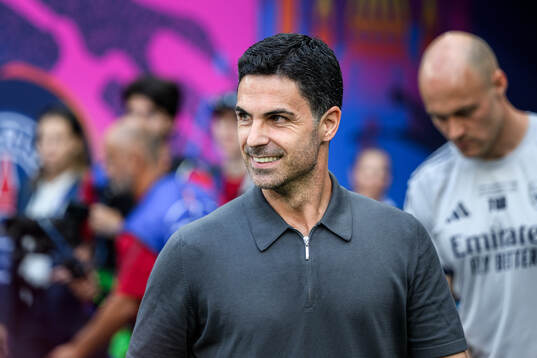 Coach Mikel Arteta of Arsenal