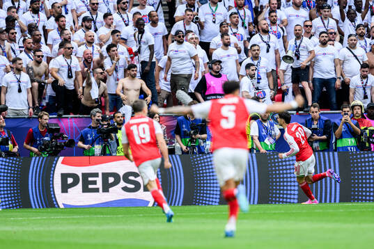 Kai Havertz of Arsenal celebrates scoring 0-1