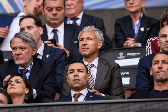 Henrik Larsson in the stands