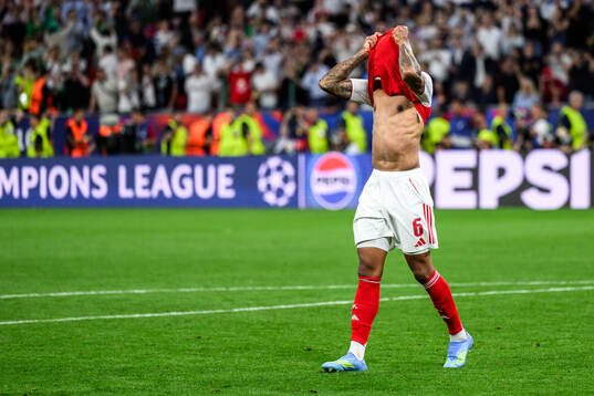 Gabriel of Arsenal looks dejected