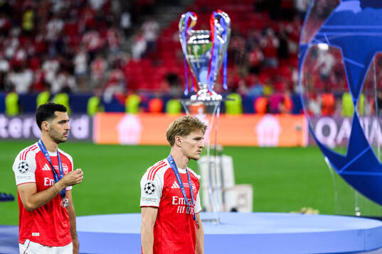 Martin Ødegaard of Arsenal looks dejected