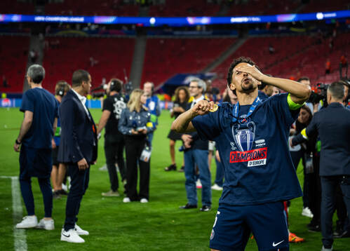 Marquinhos of Paris Saint-Germain celebrates