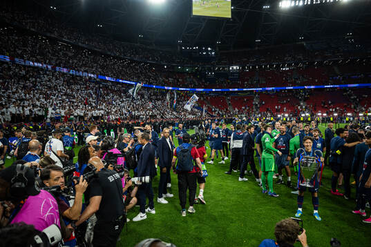 Lee Kang-in of Paris Saint-Germain celebrates