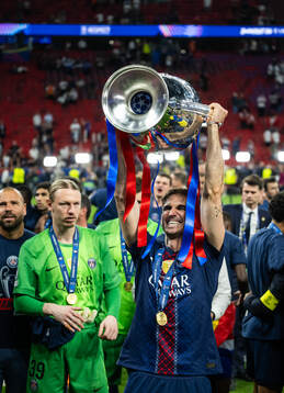 Fabian Ruiz of Paris Saint-Germain celebrates