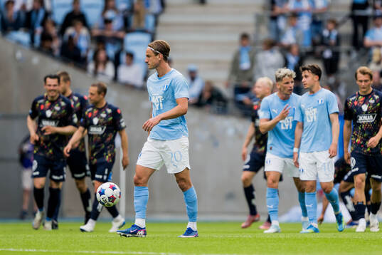 Malmö FFs Erik Botheim deppar