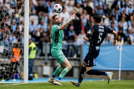 Halmstads målvakt Tim Rönning vid 2-2 målet