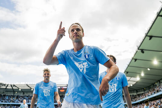 Malmö FFs Erik Botheim jublar