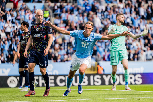 Malmö FFs Erik Botheim jublar
