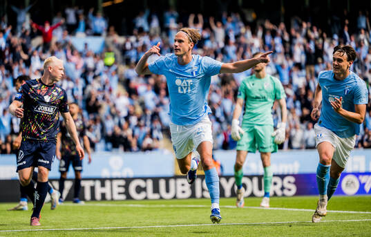 Malmö FFs Erik Botheim jublar