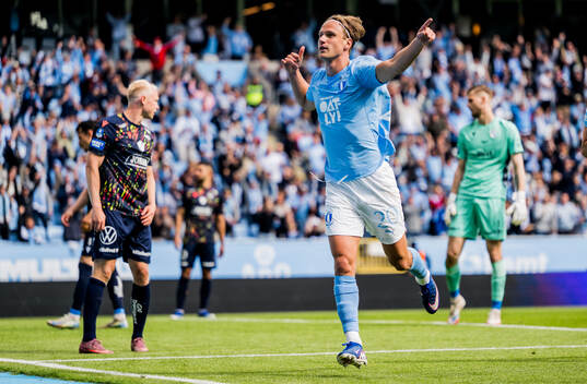 Malmö FFs Erik Botheim jublar