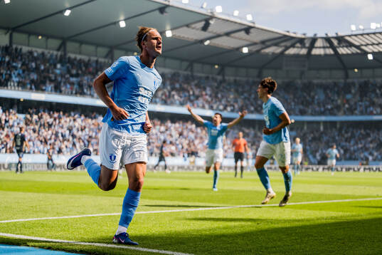 Malmö FFs Erik Botheim jublar