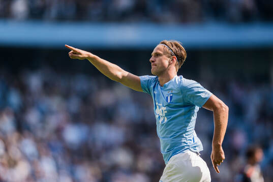 Malmö FFs Erik Botheim jublar