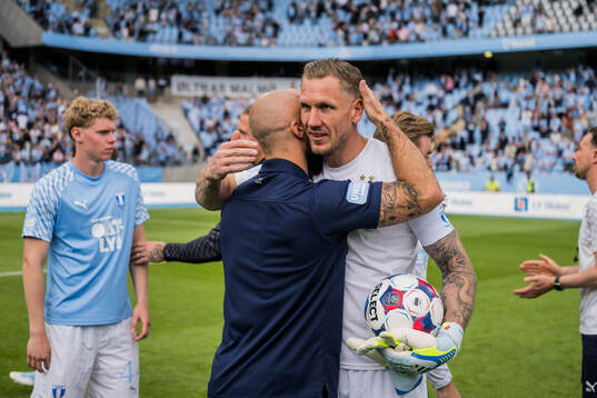 Malmö FFs tränare Guillermo Molins och målvakt Robin
