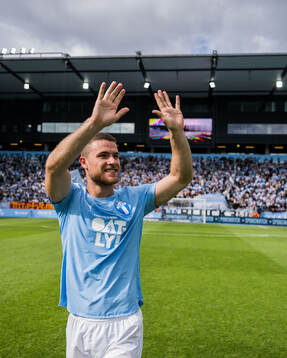 Malmö FFs Gabriel Busanello jublar