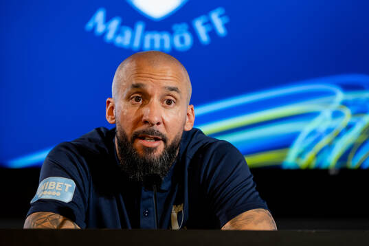 Malmö FFs tränare Guillermo Molins på presskonferensen