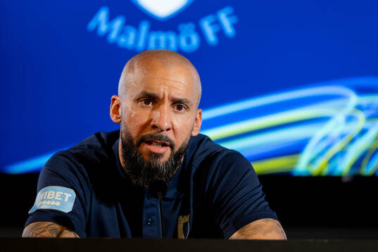 Malmö FFs tränare Guillermo Molins på presskonferensen