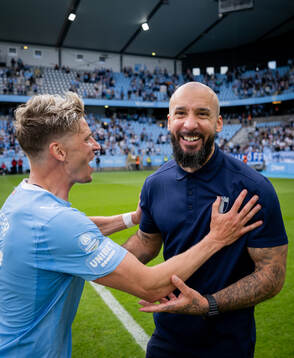 Malmö FFs Jens Stryger Larsen och tränare Guillermo