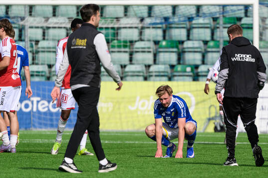 GIF Sundsvalls Malte Hallin deppar