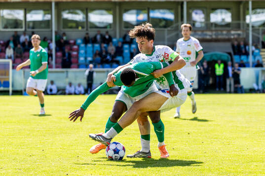 Varbergs Isak Valentin Vidjeskog och Ljungskiles Issaka