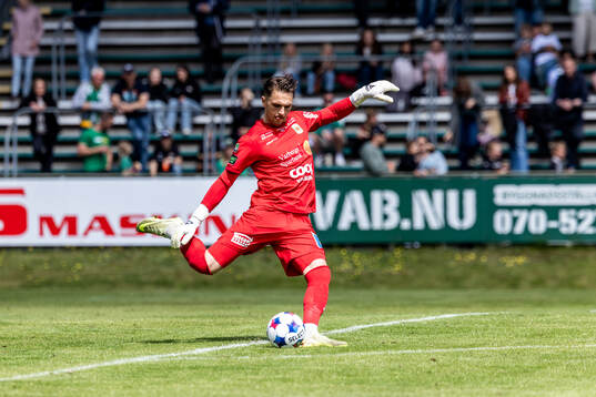 Varbergs målvakt Oscar Ekman
